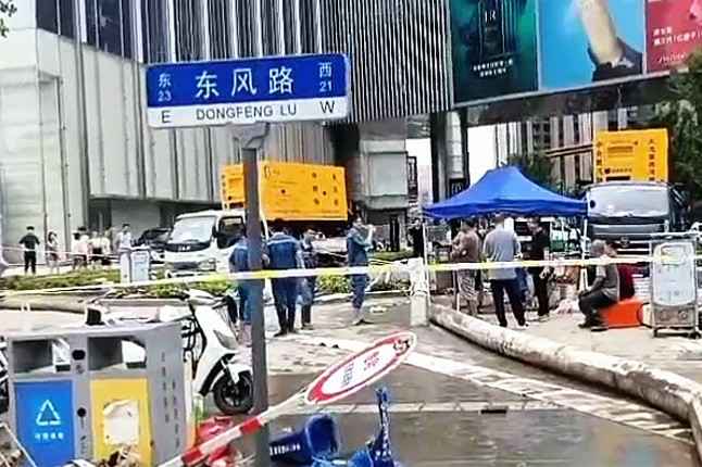 兰州魏嘉生物科技有限公司排涝突击队在排涝现场